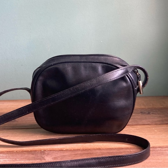 Cole Haan Vintage Italian Leather Bag - Picture 8 of 9